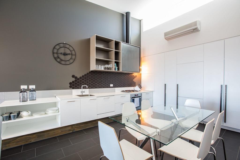 Magnificent Apartment + Free Car Park Near Cbd Adelaide Eksteriør billede